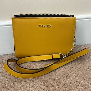 Steve Madden yellow leather crossbody purse / wallet